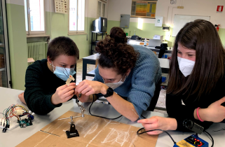 Students in Ferrara High School at work on eyeglasses project